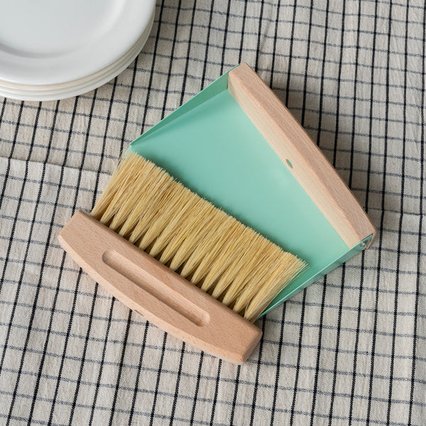Dustpan & brush set