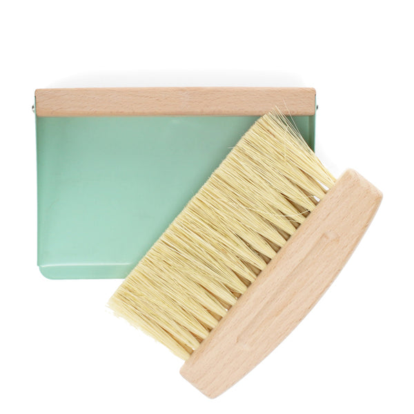 Dustpan & brush set