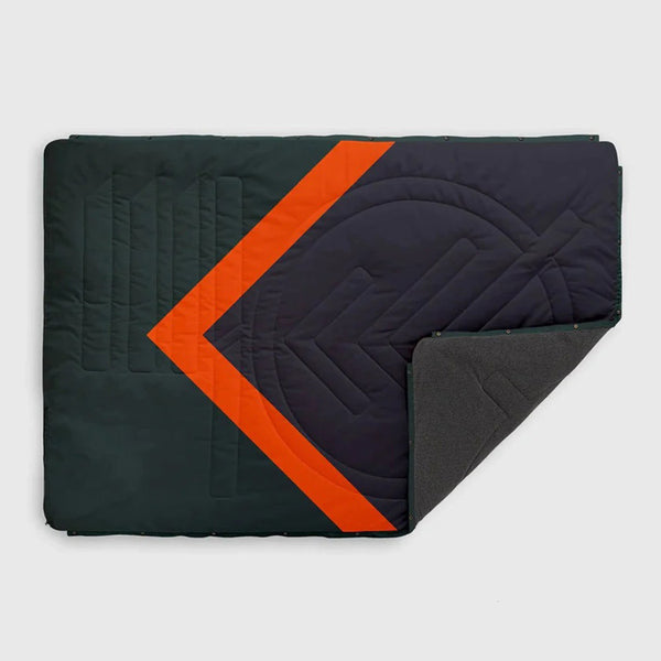 Fleece sleeping bag cabin